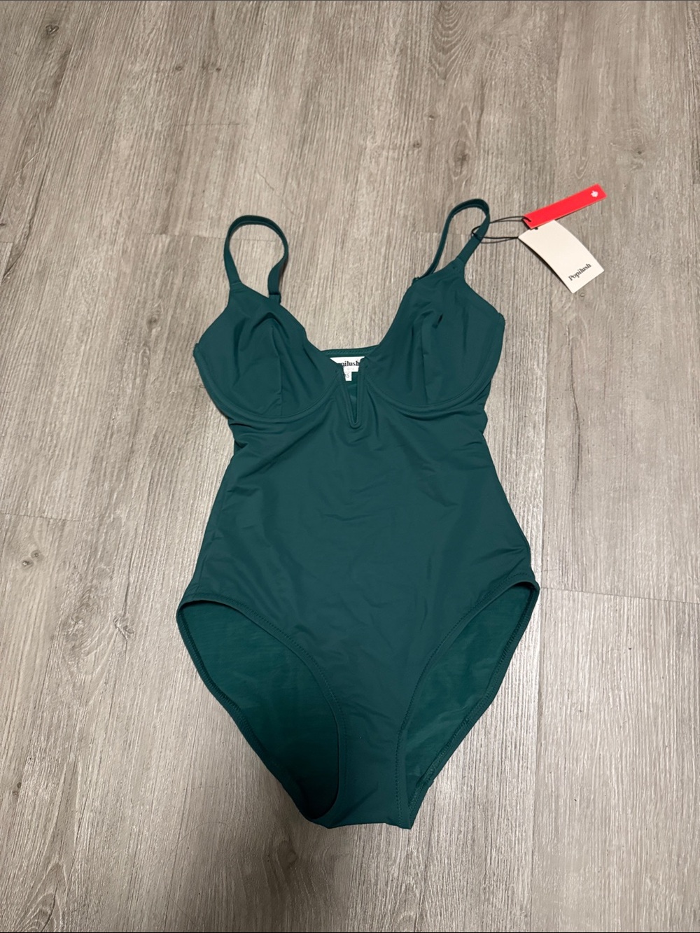 Classic Emerald One-Piece Swimsuit with Underwire Support